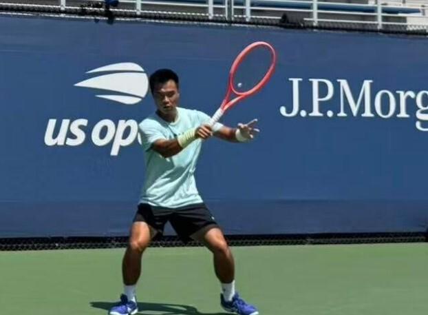 成功取得了, 他在, 美网资格赛 成功取得了, 他在, 美网资格赛