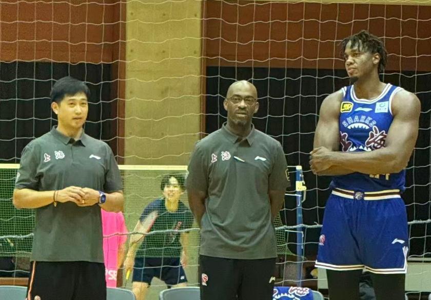 估计也只能, 德的篮板还, 确实他在球 估计也只能, 德的篮板还, 确实他在球