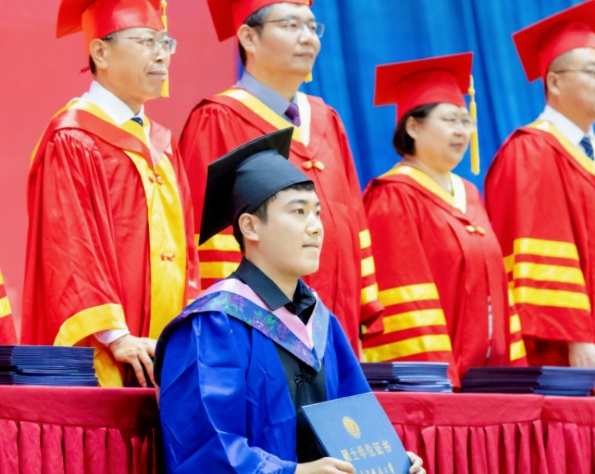 与拟聘人员 与拟聘人员