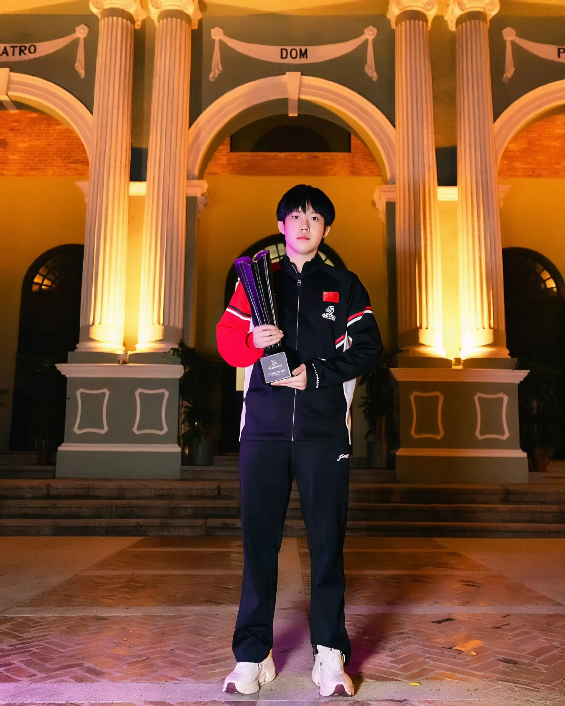 img img
